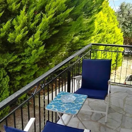 Countryside Apartment Yard-View-Wifi-Parking *